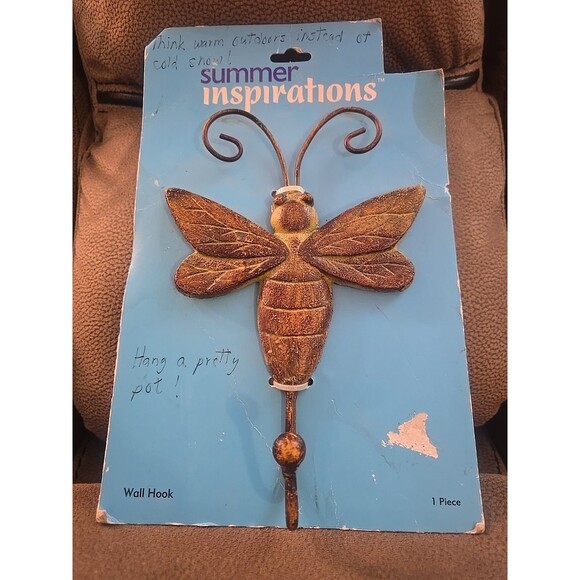 Queen Honey Bee Detail Cast Metal Artisan Large 8” Coat Towel Wall Hook - Picture 1 of 5